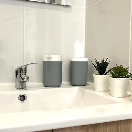 Leyda En Apartamento Marbella