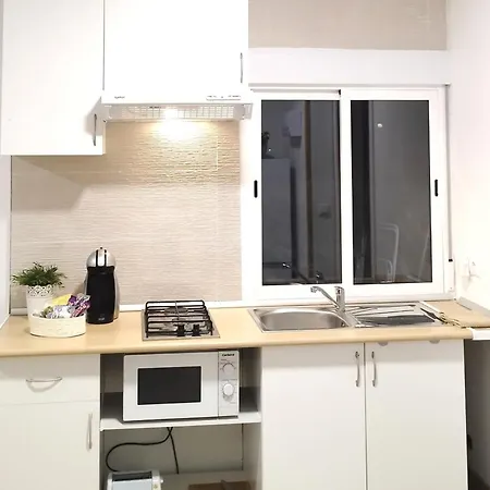 Leyda En Apartamento